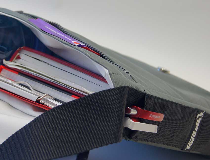 Tordalk Segeltuchtaschen “Koordinatentasche Longboard” grau