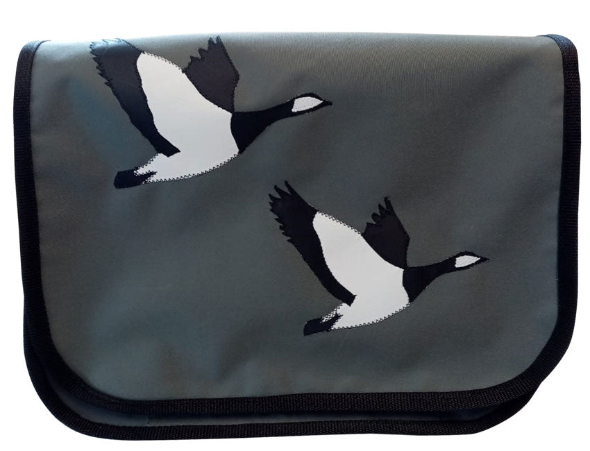 Tordalk Segeltuchtaschen “Gänse” grau